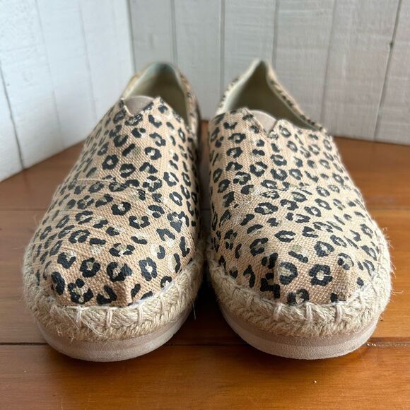 TOMS Alpargata Platform Rope
Cheetah Print 8 - Picture 2 of 7